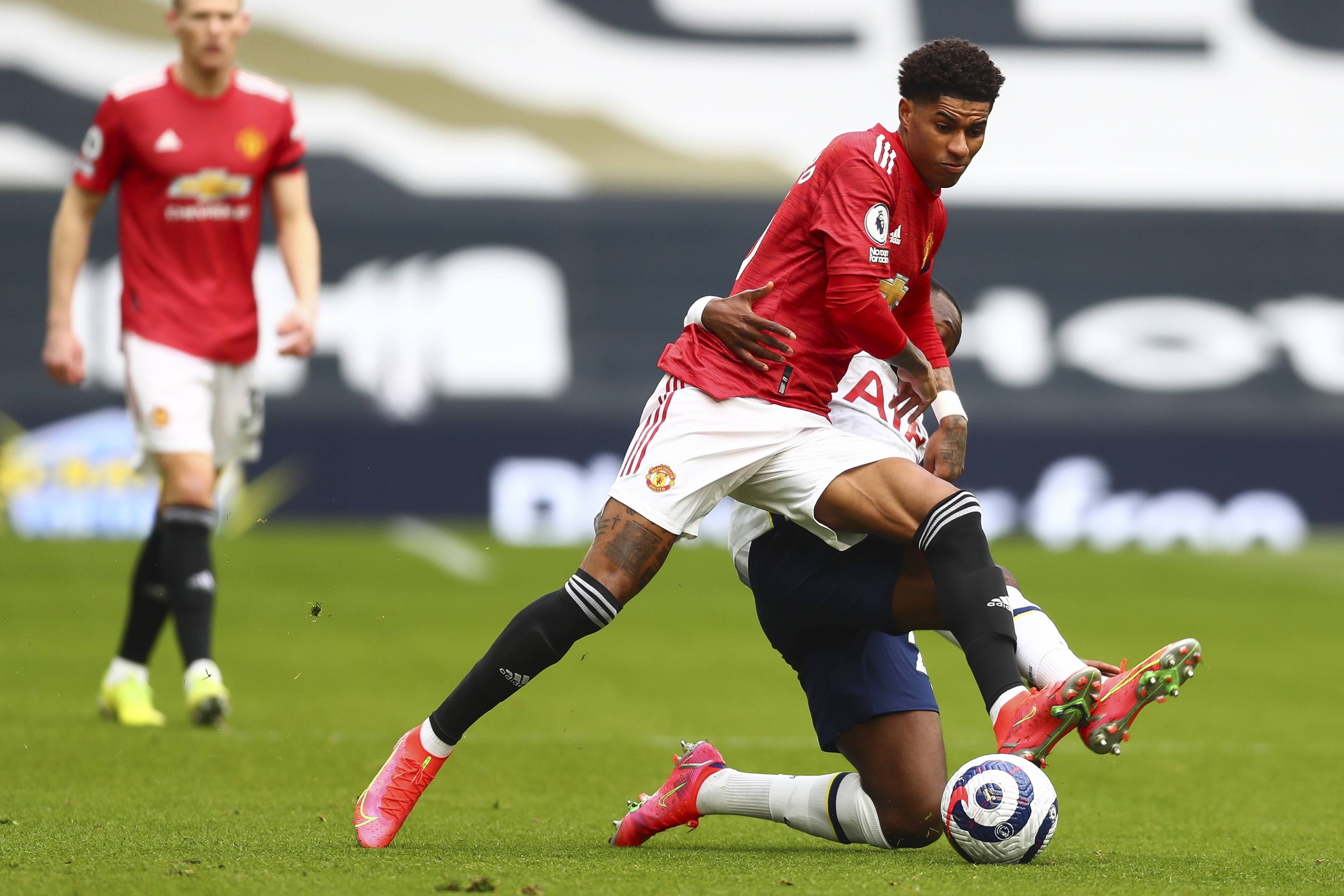 及缺乏充足 及缺乏充足