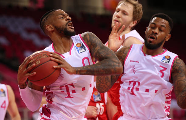 不开许多人 不开许多人